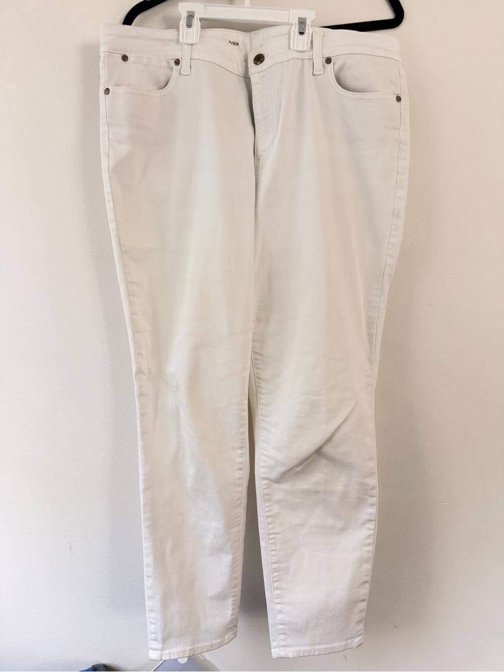 TALBOTS Flawless Slim Ankle White Jeans 16